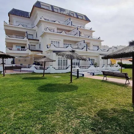 V5 Apartamento Con Vistas Al Mar En Residencial Daire *